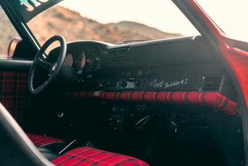 1988 Porsche 911 Carrera. 08