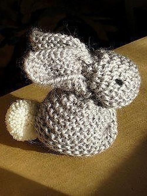 На карантине научилась вязать.