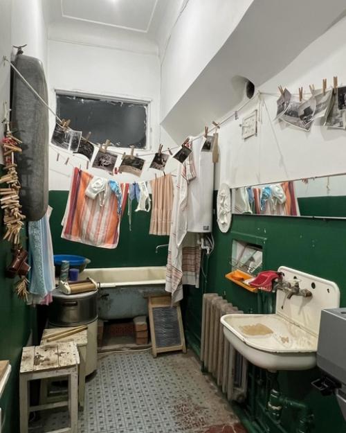 Арткоммуналка -. Некогда настоящая коммунальная квартира, часть которой выкупили и. 05 Арткоммуналка -. Некогда настоящая коммунальная квартира, часть которой выкупили и. 05