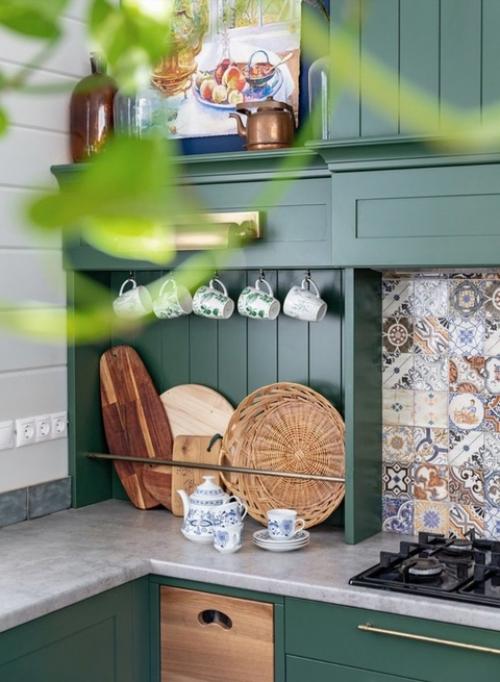 Детали.  Дом у озера с репликами в стилистике русской усадьбы. 01