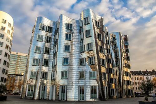 10 необычных зданий со всего мира. 04