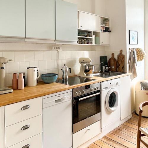 Цветы и комнатные растения могут быть не просто деталями, а полноценной частью интерьера, что и доказывает нам эта квартира в Германии. 04