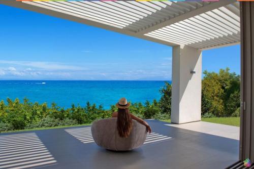 Белоснежный дом на пляже в Греции ч. 1. 08