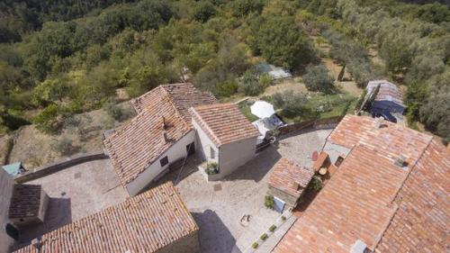 Маленький дом выходного дня в тускане оформленный в индустриальном стиле // 02. 08