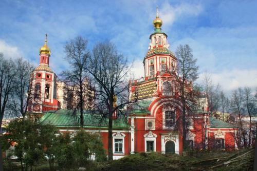 10 знаменитых храмов Москвы, куда можно пойти на пасху. 08