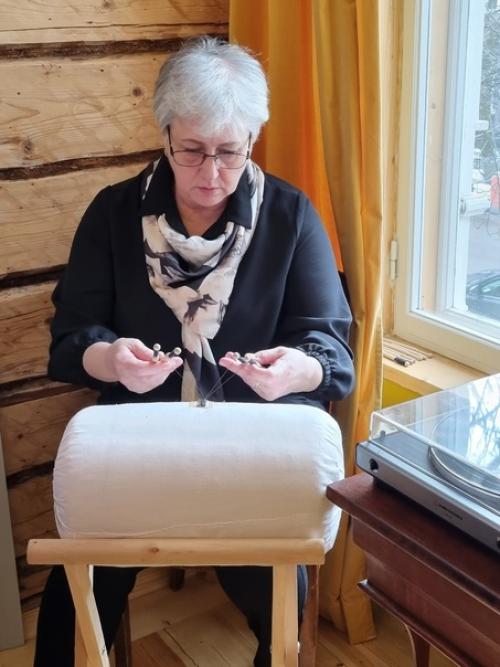 Настоящая дружба не имеет времени и границ. 08