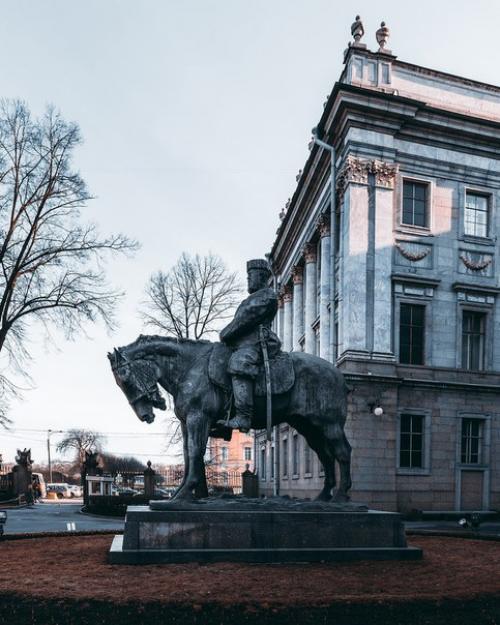 История мраморного дворца. 02