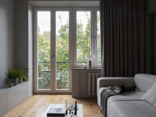 Строгий интерьер студии 36 кв. 03