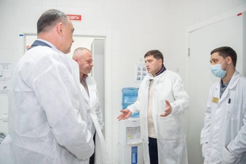 Первый рабочий день в Нижнекамске посвятил соцобъектам, где проходит капитальный ремонт. 02 Первый рабочий день в Нижнекамске посвятил соцобъектам, где проходит капитальный ремонт. 02