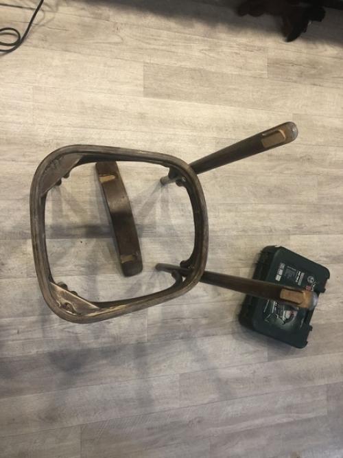 Вот люблю реставрировать старую мебель. 01