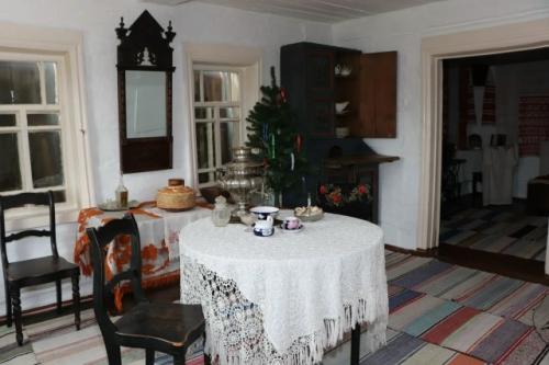 В музее шушенского можно увидеть буфеты, которым больше ста лет. 02 В музее шушенского можно увидеть буфеты, которым больше ста лет. 02