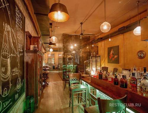 6 необычных баров и арт - кафе в Петербурге. 07