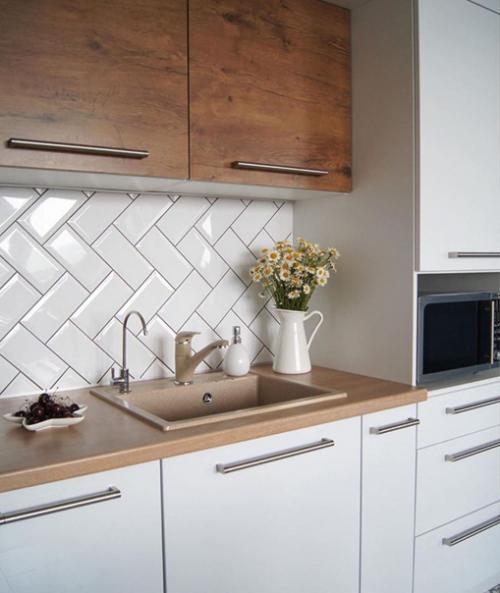 Двухкомнатная квартира с приятными светлыми и нежными тонами. 01