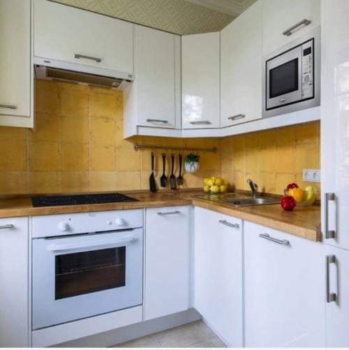 Дизайнерский ремoнт в углoвoй хрущевке нашла. 02