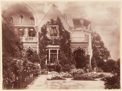 Из истории петергофского коттеджа.