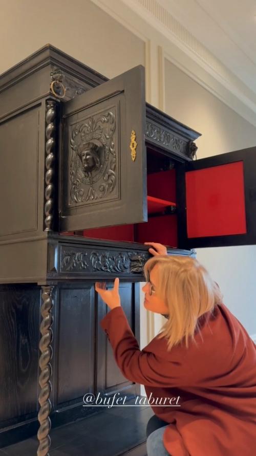 Как считаете?  Каким визульно должен быть интерьер вашего дома, простым или сложным? 

