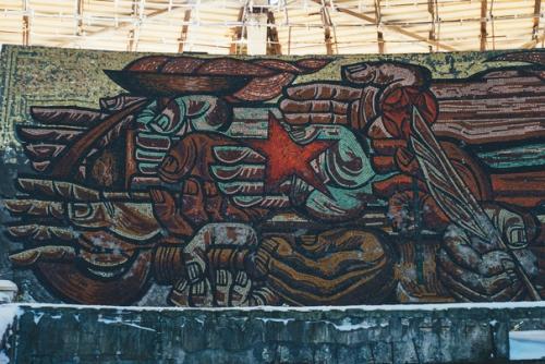 В 1970-х годах цк партии задался целью увековечить место, ставшее колыбелью социалистического движения в стране. 05