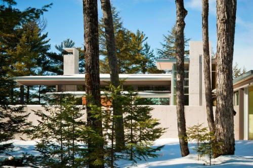 Особняк из бетона, стекла и дерева. 09