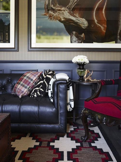 Дерево, тёмные тона и разнообразные принты: дом, вдохновленный амбарами среднего Запада США. 03