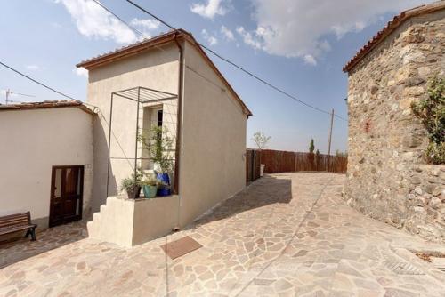 Маленький дом выходного дня в тускане оформленный в индустриальном стиле // 02. 07