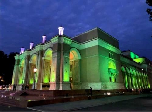 Большой театр Узбекистана. 01