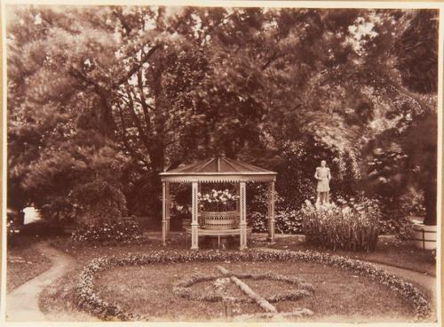 Из истории петергофского коттеджа. 04