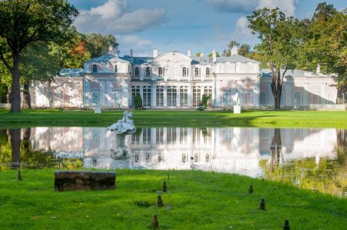 Китайский дворец - дворец, расположенный в юго-западной частидворцово - паркового ансамбля Ораниенбаум (г. Ломоносов. 08