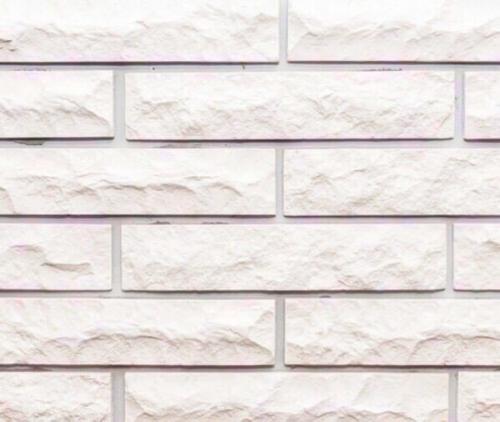 Гипсовая плитка евролит Романский Кирпич, выполненная в белом цвете или под покраску, имитирует старинную кирпичную кладку. 02
