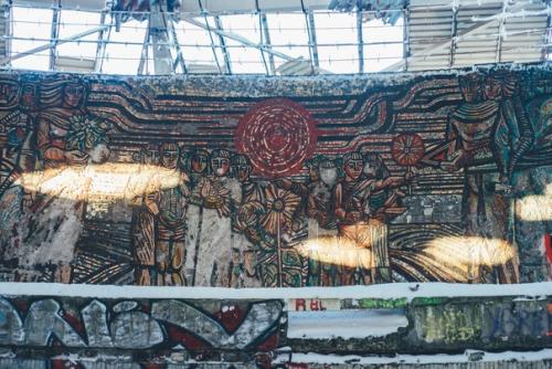 В 1970-х годах цк партии задался целью увековечить место, ставшее колыбелью социалистического движения в стране. 02