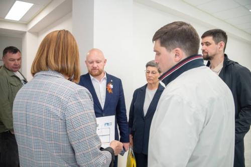 Первый рабочий день в Нижнекамске посвятил соцобъектам, где проходит капитальный ремонт. 09 Первый рабочий день в Нижнекамске посвятил соцобъектам, где проходит капитальный ремонт. 09