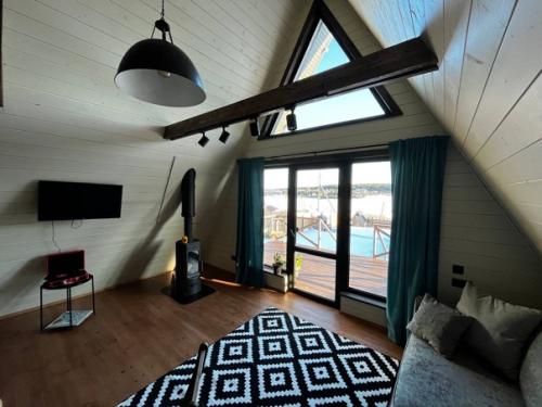 Гостиная.  Начать знакомство с интерьером хочется именно с гостиной. 02