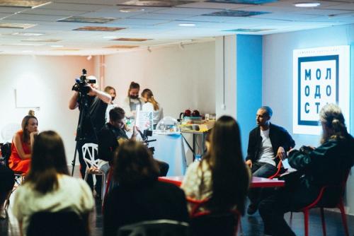 Еще одно важное событие для ТБДТ - это возвращение 3-й сцены театра на пятом этаже. 02