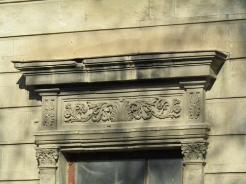 Архитектурные изыски дома купца Д. и. пачаджи могут поразить самое взыскательное воображение. 04