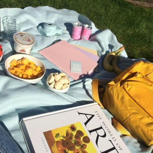 Весенний дизайн?   Как же внести весенние нотки в дизайн?