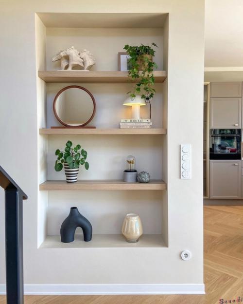 Эстетика современного интерьера в приятных базовых цветах и с прекрасным видом из больших панорамных окон. 08