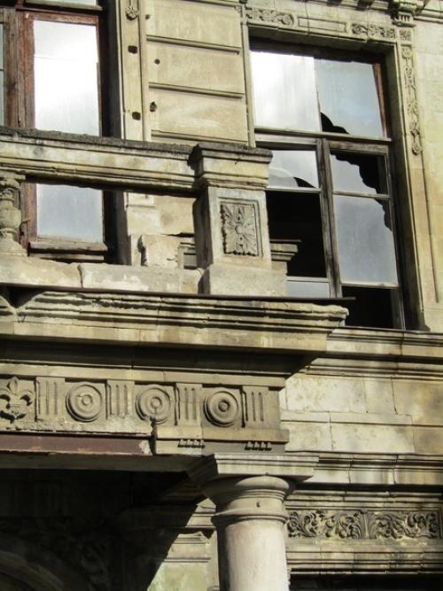 Архитектурные изыски дома купца Д. и. пачаджи могут поразить самое взыскательное воображение. 07