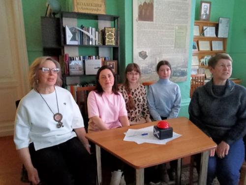 Библионочь, пожалуй, самое долгожданное событие и для нас, и для наших читателей. 06