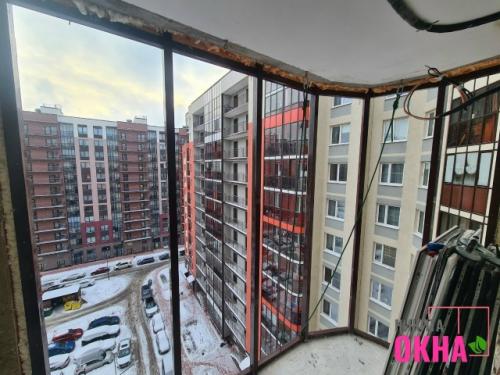 Холодное остекление заменили на тёплое и превратили балкон в часть квартиры. 02