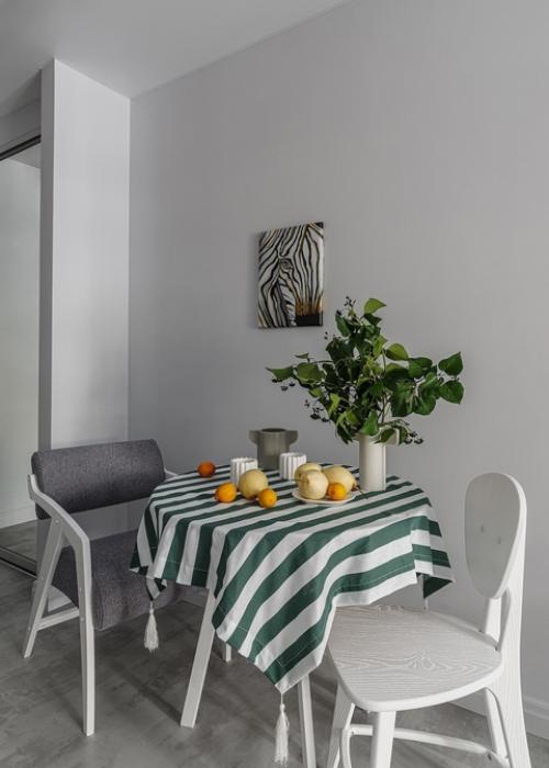 Интерьер маленькой квартиры - студии 20, 7 м 2 (23, 6 м 2 с балконом) в ЖК 9 ярдов в Воронеже. 04