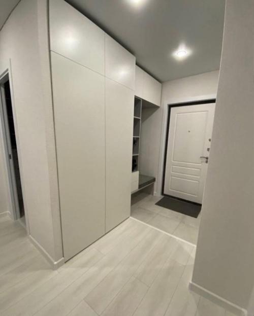 Просторная квартира. В современном стиле. 06