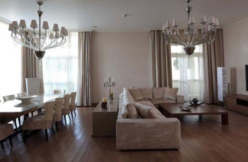 Просторная квартира в Москве от Оксаны лачыгиной. 01