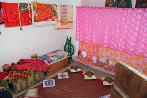 Перед святой пасхой казачки обязательно в доме убирались. 09