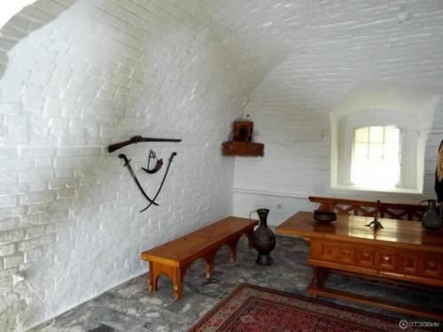 Перед святой пасхой казачки обязательно в доме убирались. 06