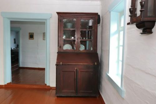 В музее шушенского можно увидеть буфеты, которым больше ста лет. 03 В музее шушенского можно увидеть буфеты, которым больше ста лет. 03