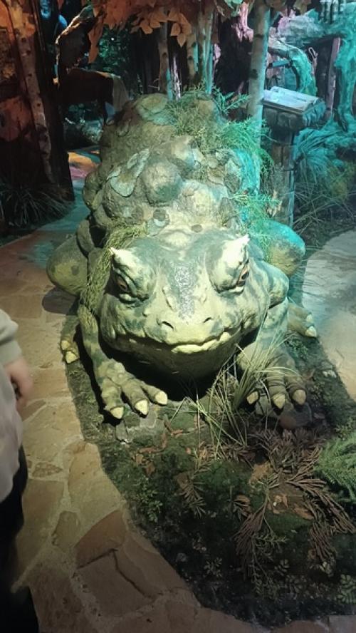 Потрясающий особняк небылиц, сказок, волшебства и причудливых персонажей. 08