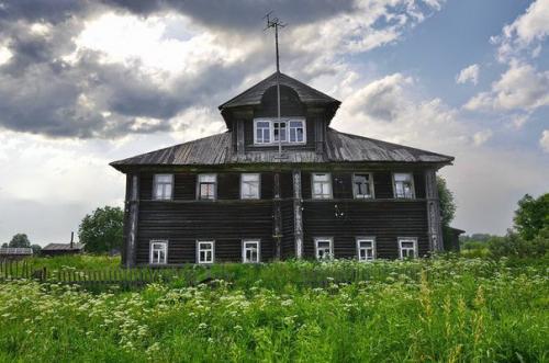 Исчезающие хоромы чудского севера. 05