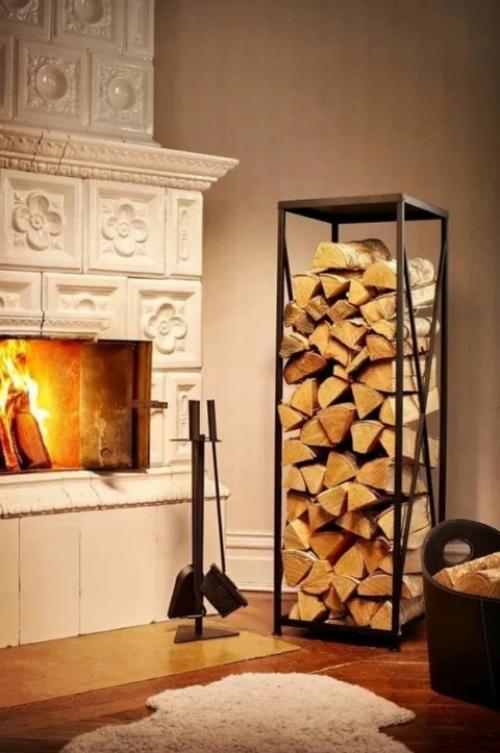 Дровник у камина - не просто хранилище для поленьев, а важный элемент уютного интерьера! 04