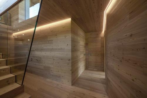 Дом для семейного отдыха в горах Италии. 02