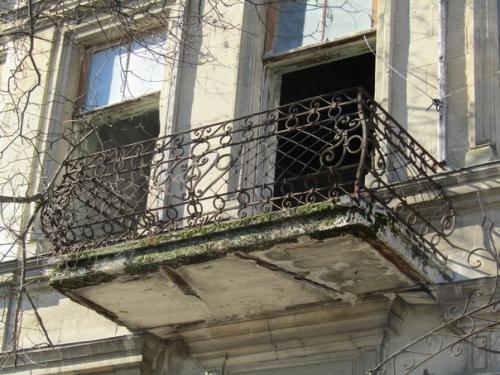 Архитектурные изыски дома купца Д. и. пачаджи могут поразить самое взыскательное воображение. 01