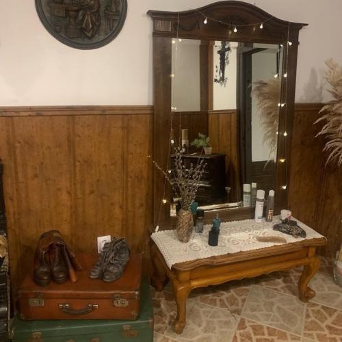 Мои гости - экскурсанты могут проживать в Калининграде в таких необычных апартаментах 250 м кв от 2 до 10 персон (5 отдельных спален. 06